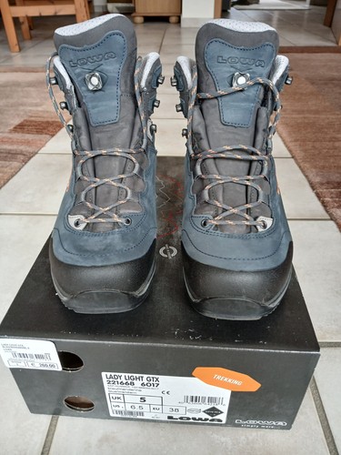 Neuwertige wanderschuhe lowa - wanderschuhe, "lowa