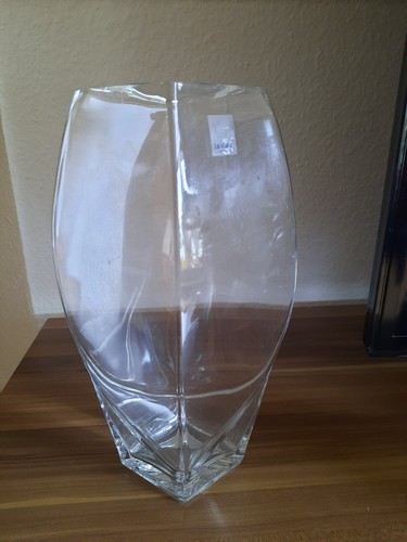 Glasvase groß von - , 31
