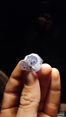Zonierte fluoritstufe