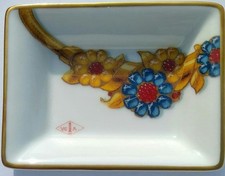 Van Cleef & Arpels Keramik kleine Schale Zubehör Tablett Schmuck Halter mit Box