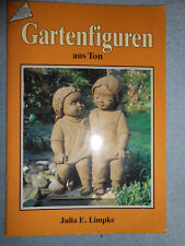 Gartenfiguren aus Ton. von