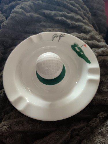 Golf aschenbecher design - golf, miro
