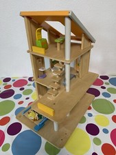 Großes Puppenhaus Plan Toys 60 cm aus Holz mit Extras