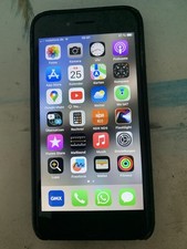 I Phone 8 mit 32 gb. Das Gerät Ist für Ersatzteile oder zum Basteln .