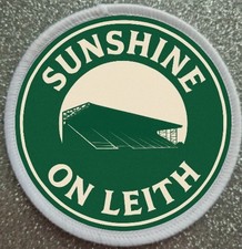 3 Zoll Sonnenschein auf Leith Football Edinburgh Hibernian Bügelbild/Aufnähen Patch Abzeichen