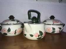 3 x Asta Wildrose Wasserkessel + 2 Töpfe Emaille Kochtöpfe
