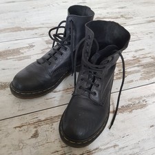 Dr.Martens - Größe 39 -