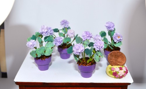 Blumentopf mit lila - mit,