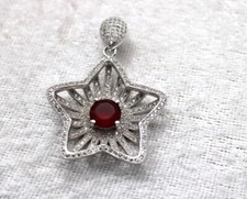 Anhänger art deco mit Rubin