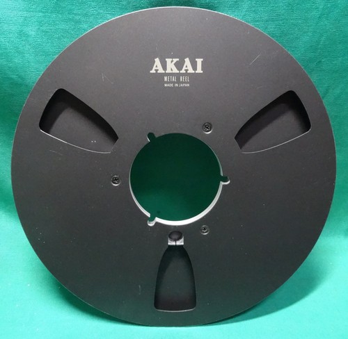 Akai 10m black - black,