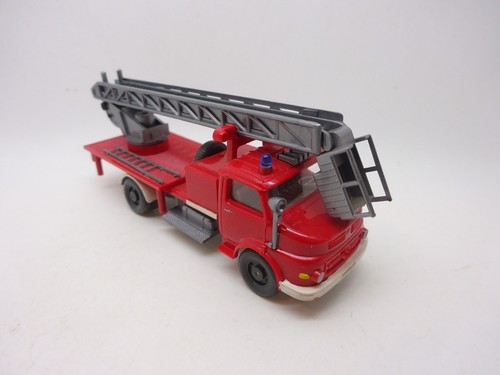 Wiking 1413 feuerwehr - mb,