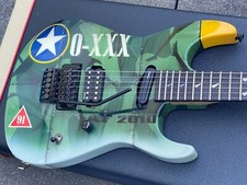Jackson Custom Shop Dinky 30th Anniversary „Army“ ungespielt, Einzelstück