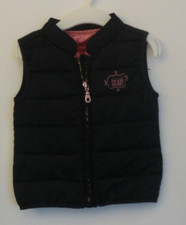 Dunkelblaue Steppweste