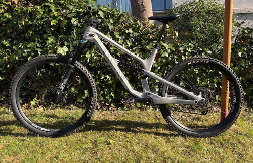 Enduro canyon spectral mullet - spectral,