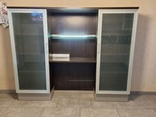 Nolte einzelner Schrank mit  2 Glastüren,Steckdosen und Beleuchtung KEIN VERSAND