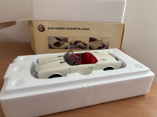 Autoart alfa romeo - 1:18,