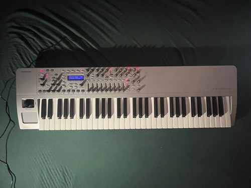 Novation station 61 - novation,