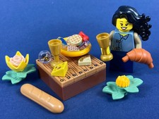 LEGO® Barmaid Magd Tisch Brot