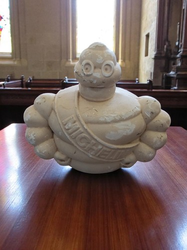 Bibendum michelin statue - michelin,