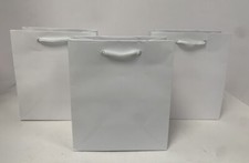 Weiße Schmuck Geschenktüten