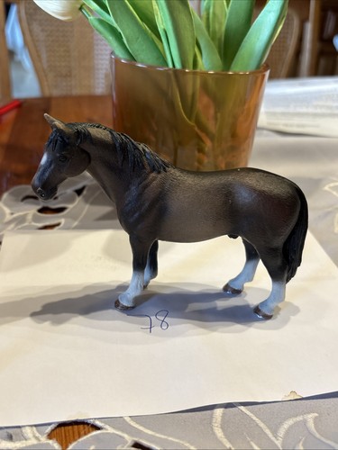Schleich hannoveraner hengst - schleich,