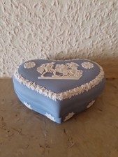 Wedgwood Deckeldose blau