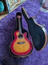  Halbakkustik Gitarre Takamine