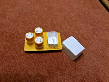 MENAGE DDR Gelb ,Weiß