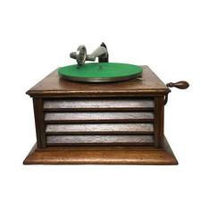 Zonophone Cinch table top gramophone