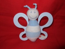 Wunderschöne Schmetterlings-Rassel von NUK