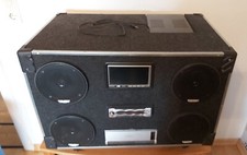 Multimedia Box mit Car Hifi-Komponenten Clarion Radio, Voltcraft FSP 11330, JVC