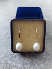 Elegante Perlen-Ohrhänger