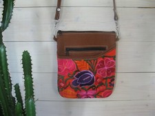 Mexikanische Lederumhängetasche mit Stickerei - schöne Farben - NEU - 23x20 cm