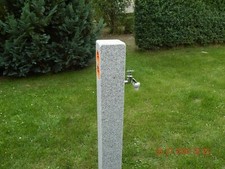 Wasserzapfsäule aus Granit