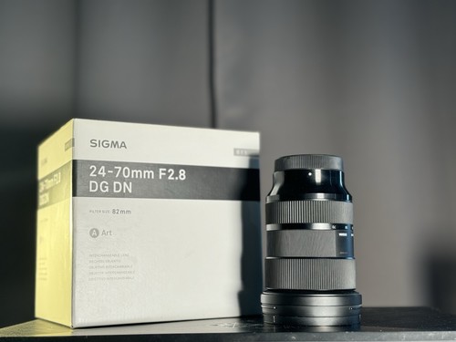 Sigma art 70mm 8 - 24-70mm, f/2.8