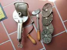 Küchenmaschine Minna M2 DBPa Vintage ca. 50 Jahre alt