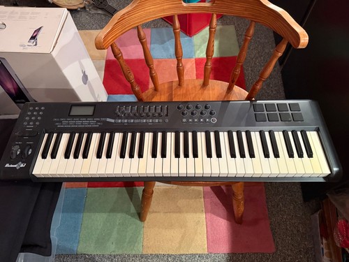 Keyboard audio axiom 61 - keyboard, m-audio