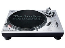Technics SL-1200MK7-S (Silber)