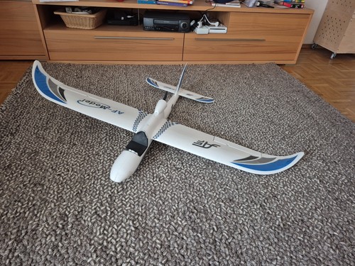 Komplettes modellflugzeug - komplettes,