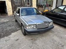Mercedes Benz W201 190e 2.0l SCHLACHTFEST ERSATZTEILE