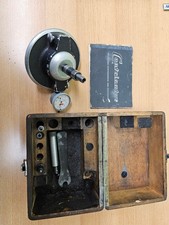 Centricator ( älteres Modell) im Holzkasten für Fräsmaschine