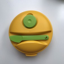 TUPPERWARE Salad & Go 1 Liter Salat Dose To go mit Behälter Gelb/Grün Neuwertig