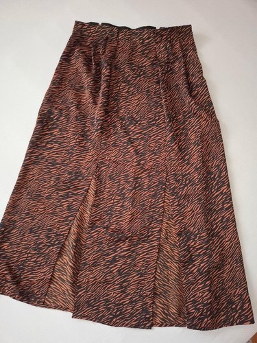 Zara stunning tiger print - stunning,