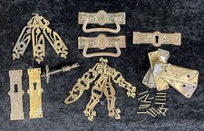 Konvolut Antiker Messing? Beschläge Schlüsselschilder Griffe Schrauben Rarität