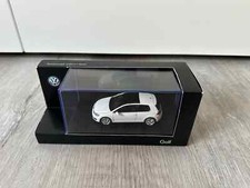 Modellauto VW Golf 7 2türig weiß Maßstab 1:43 OVP