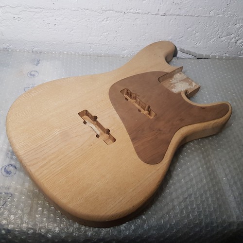 Custom swamp ash - custom,