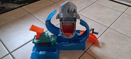 Hot wheels bahn hai angriff - wheels,