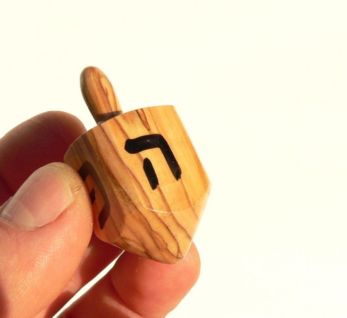 Olivenholz chanukka dreidel - chanukka,