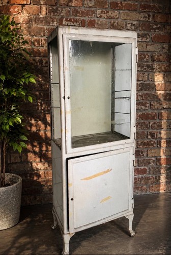 Arztschrank vitrine selten - /,