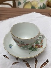 Kleine Mokkatasse, Meissen, Blumenbemalung
